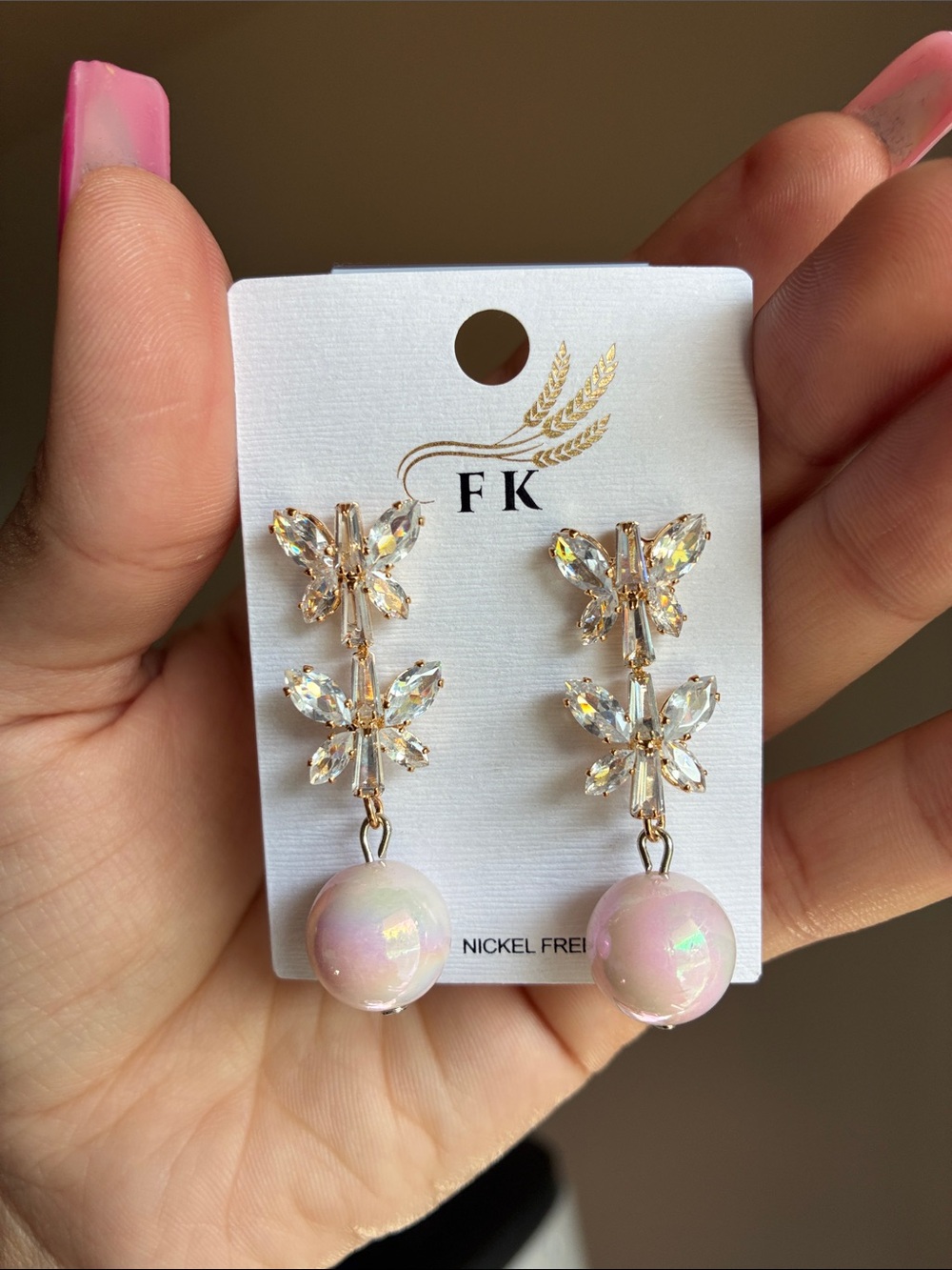 2/$25🎀 Iridescent Pink Pearl Crystal Butterfly Drop Earrings